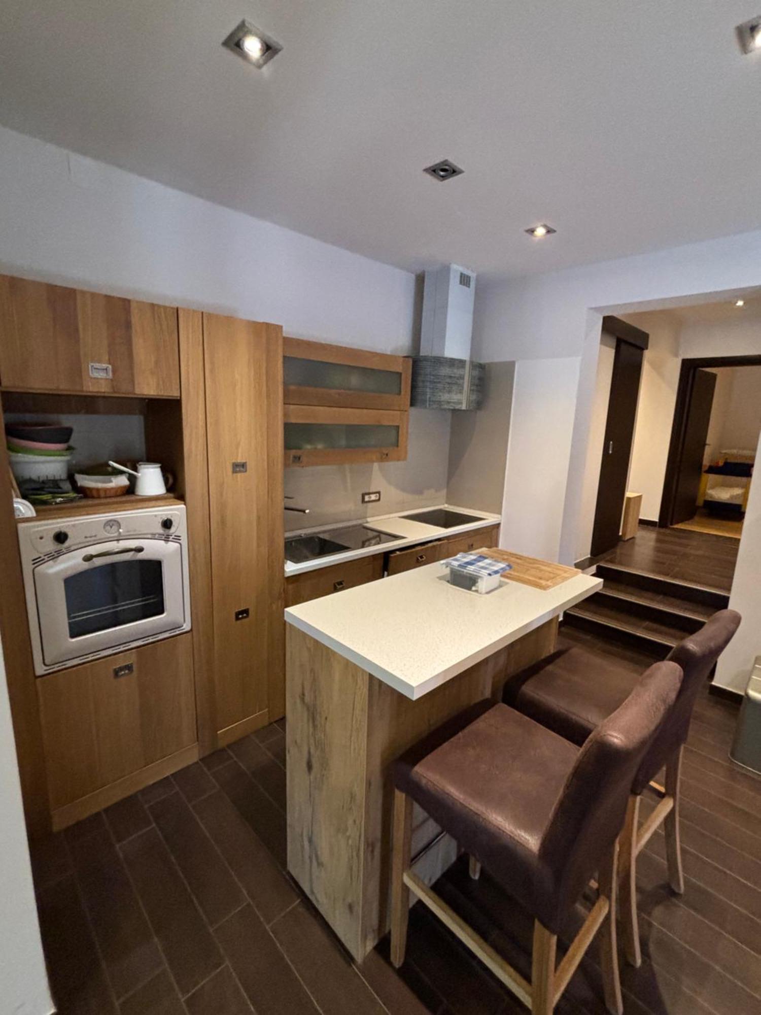 Apartment Verano Njivice Eksteriør billede